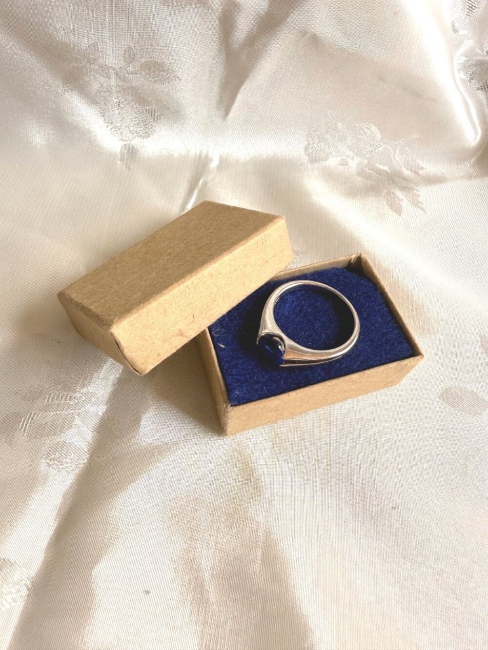 Silver-Tone Dark Blue Faux Saphire Gemstone Classic Ring - Size 7.5